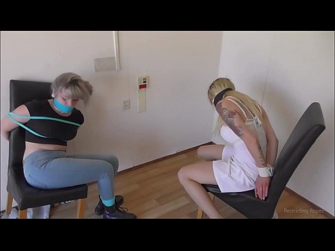 ❤️ Avhengig / bundet opp og kneblet / jente i nød ️ Porno hos oss ❌❤