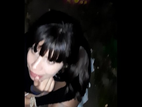 ❤️ På gaten hoven penis i bytte mot godteri ️ Porno hos oss ❌❤